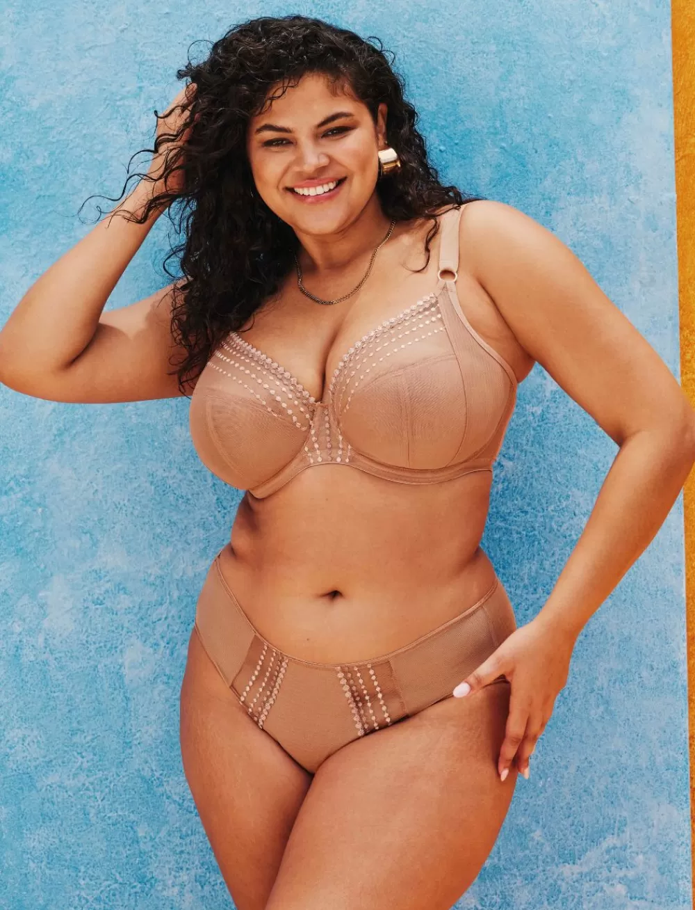 Elomi Plus Size | Sexy<Matilda UW Plunge Bra Cafe au Lait