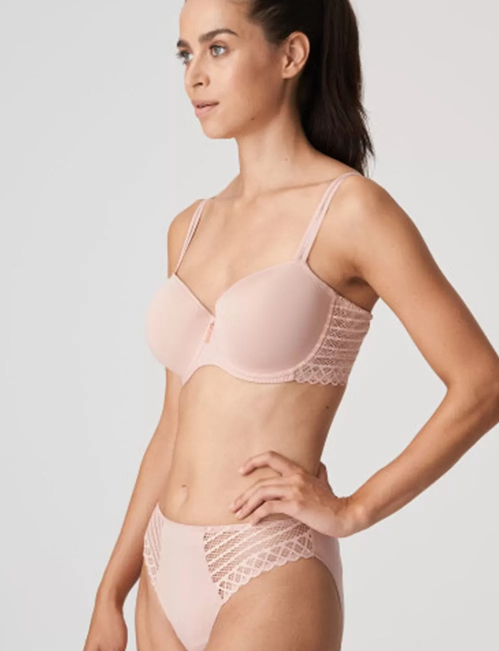 Prima Donna Twist Balcony | Moulded<East End Padded Balcony Bra Powder Rose