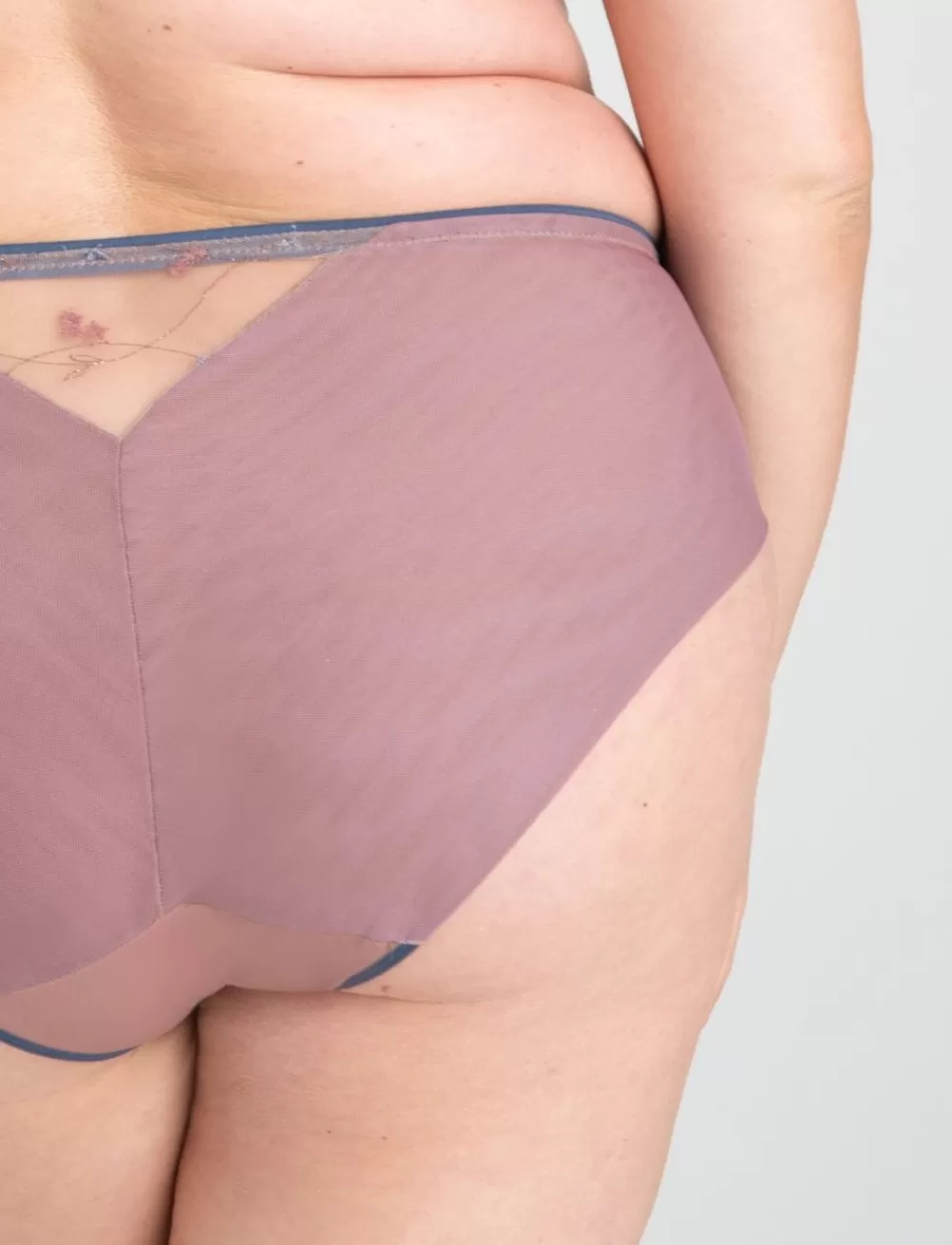 Samanta Briefs<Ellie Midi Brief